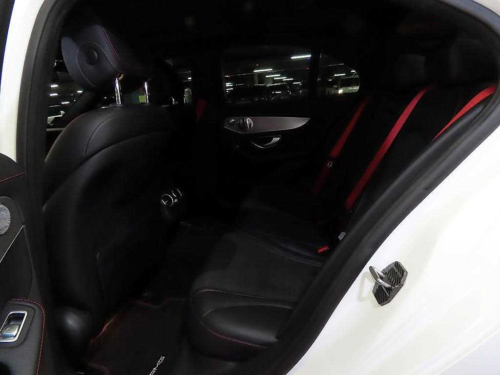 Mercedes Benz C Class - Vista 7