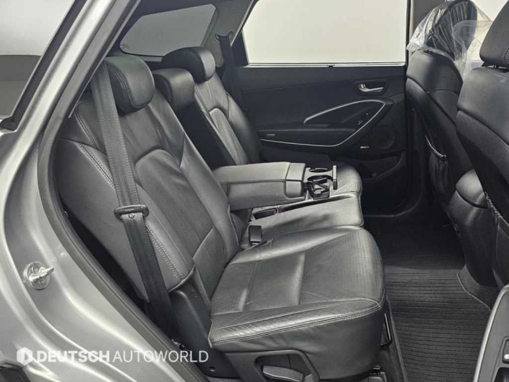 HYUNDAI Maxcruz - Vista 12