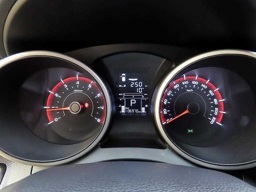 Ssangyong Tivoli - Vista 9