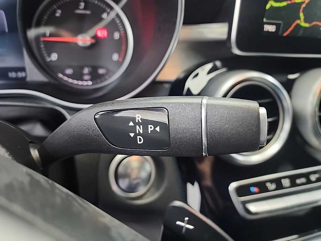 Mercedes Benz GLC Class - Vista 8