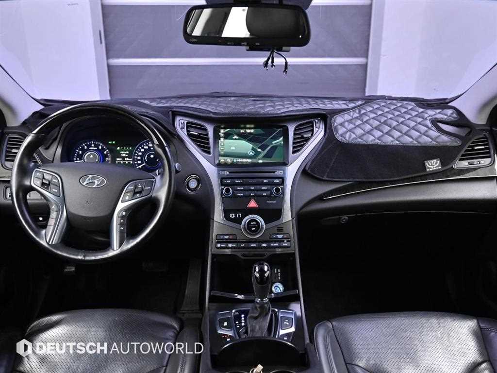 HYUNDAI Grandeur - Vista 7