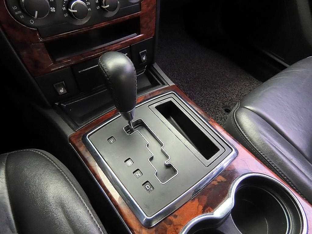 Chrysler 300C - Vista 10