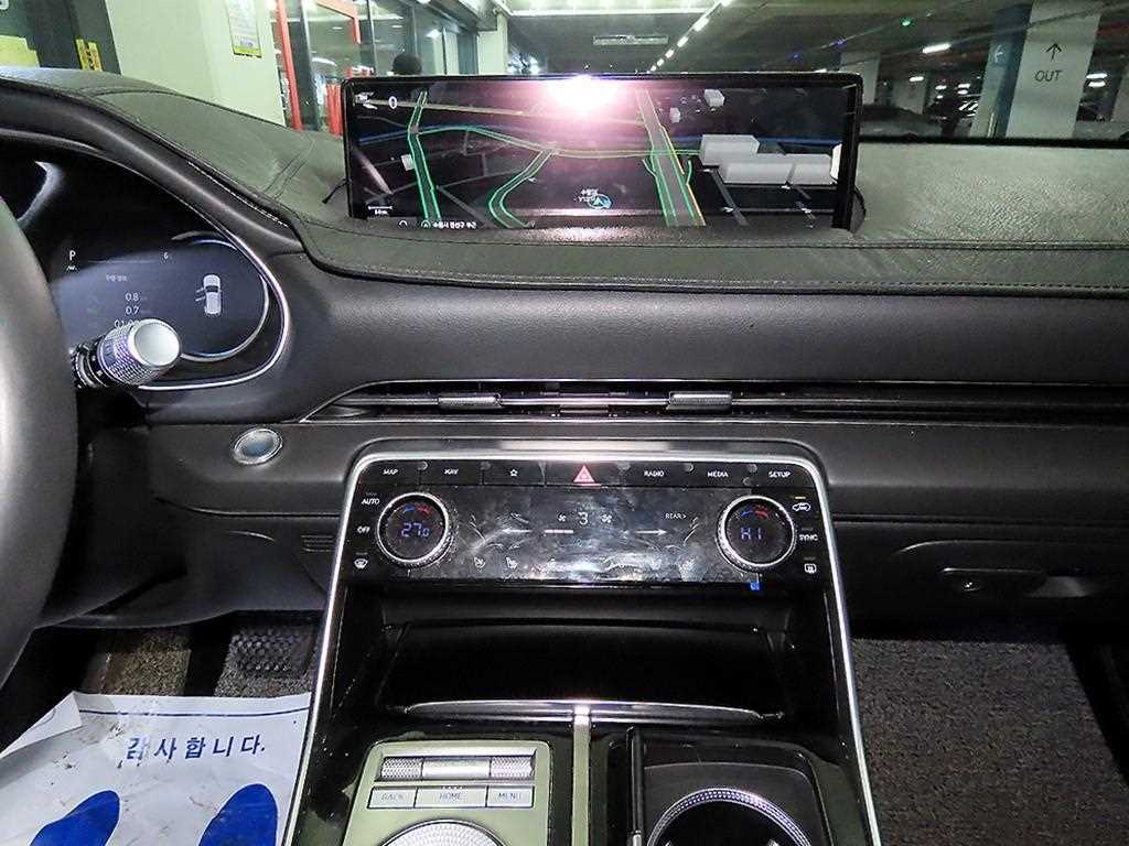 Genesis GV80 - Vista 11