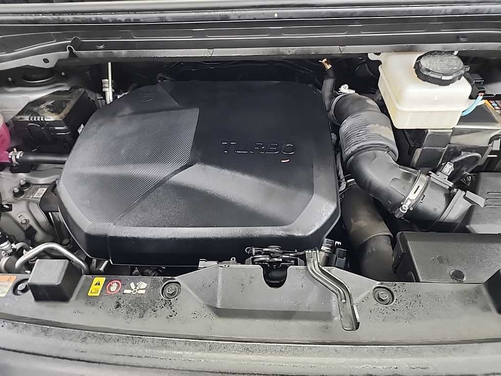 HYUNDAI Staria - Vista 5