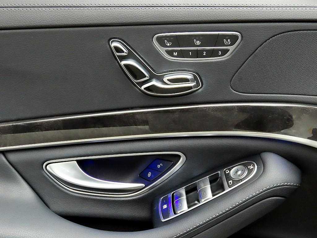 Mercedes Benz S Class - Vista 11