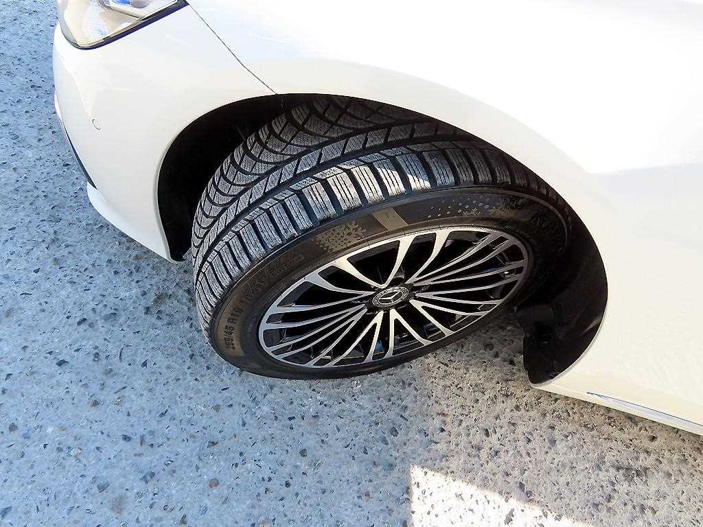 Mercedes Benz S Class - Vista 10