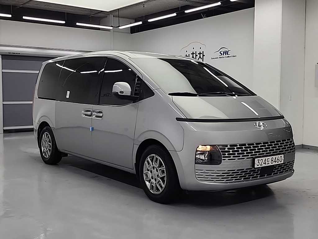 HYUNDAI Staria - Vista 4