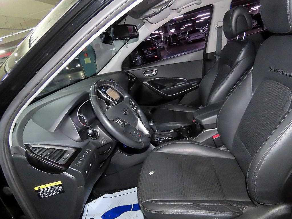 HYUNDAI Santa Fe - Vista 6