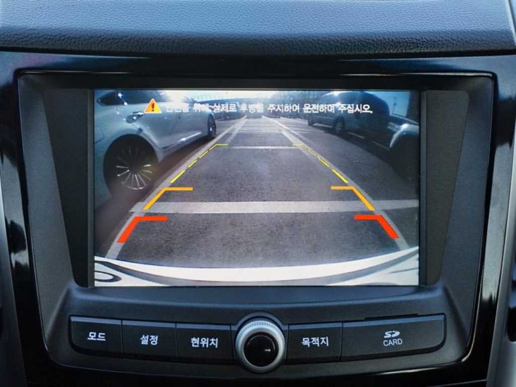 Ssangyong Tivoli - Vista 12