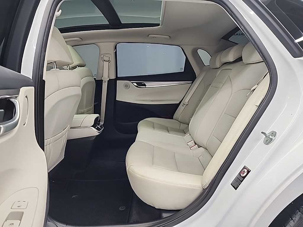 HYUNDAI Grandeur - Vista 12