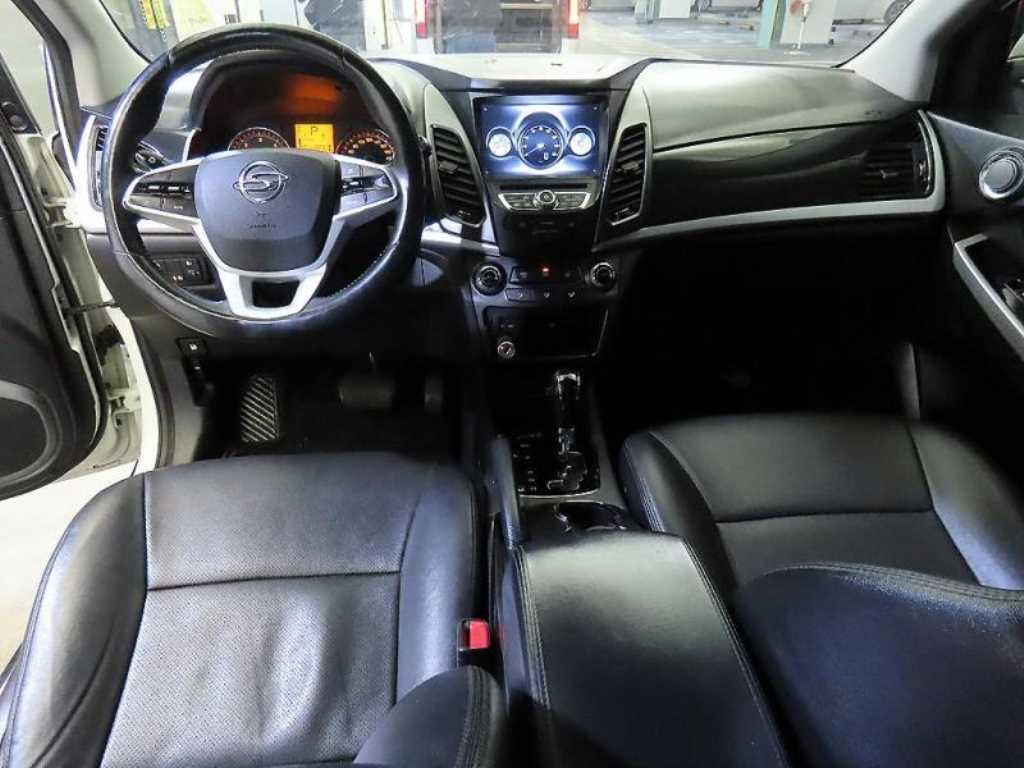 Ssangyong Korando - Vista 10