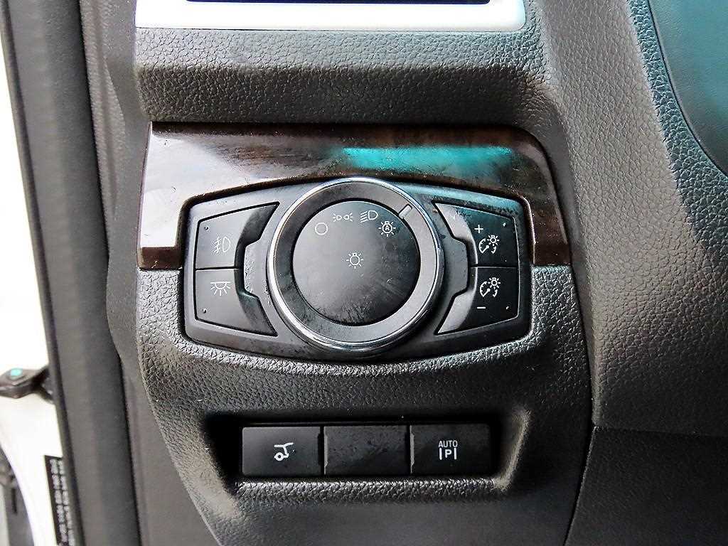 Ford Explorer 2014 Blanco - Importación desde Corea - HF Imports Iquique - Foto 13