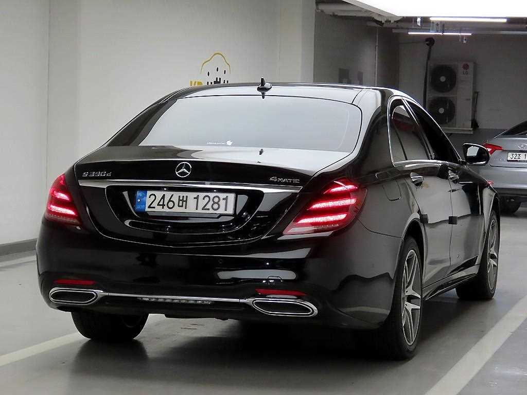 Mercedes Benz S Class - Vista 4