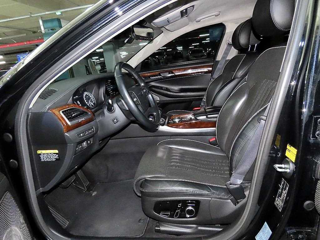 Genesis EQ900 - Vista 6