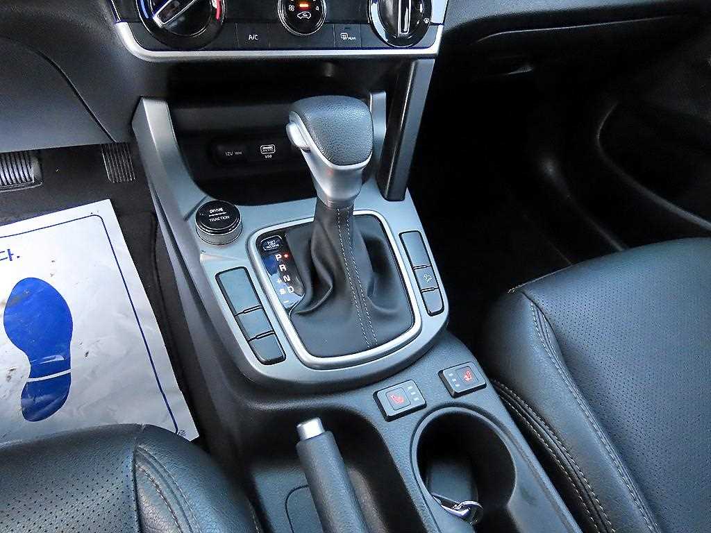 KIA Seltos - Vista 10