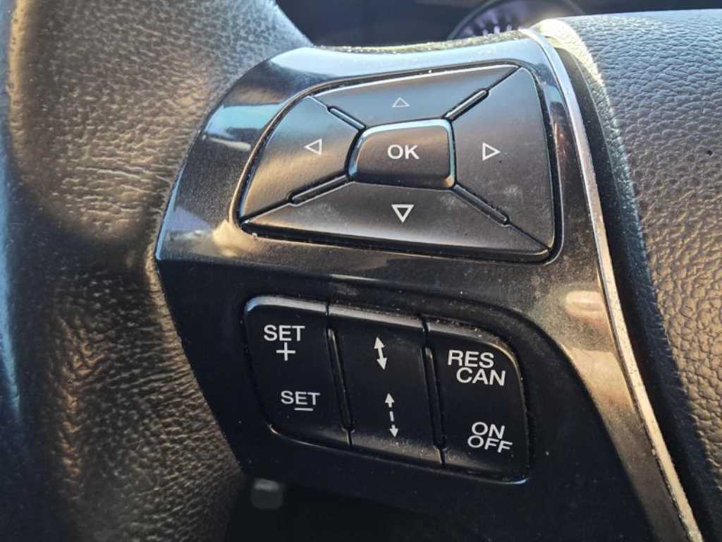 Ford Explorer - Vista 10