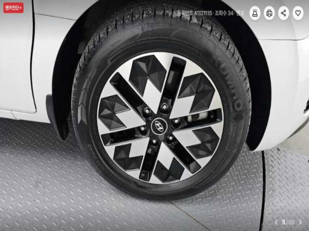 HYUNDAI Staria - Vista 5