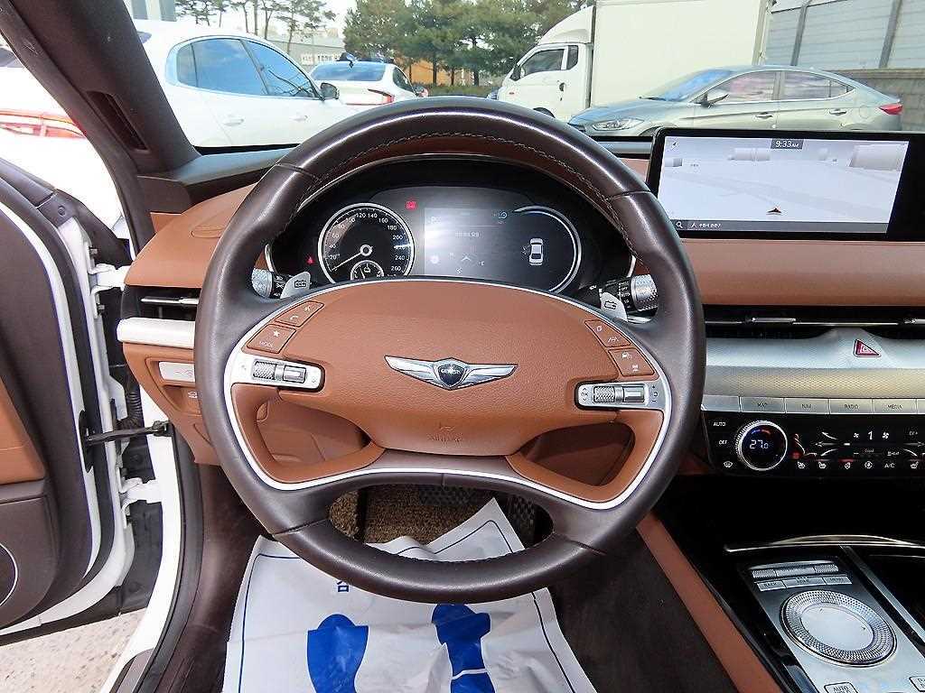 Genesis G80 - Vista 8