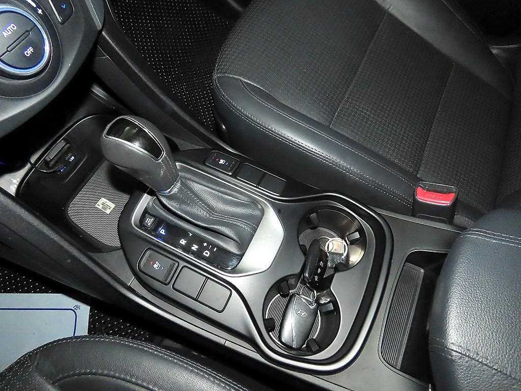 HYUNDAI Santa Fe - Vista 12