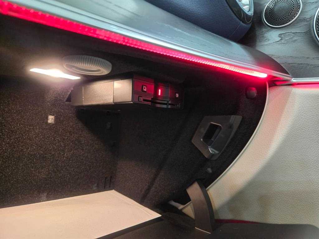 Mercedes Benz E class 2017 Blanco - Importación desde Corea - HF Imports Iquique - Foto 15