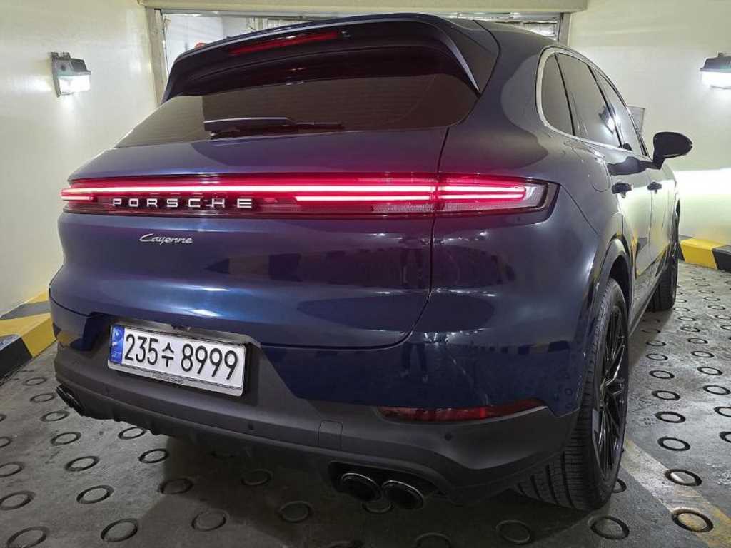 Porsche Cayenne - Vista 4