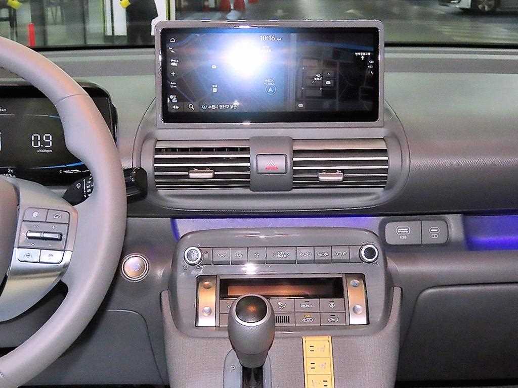 HYUNDAI Casper - Vista 11