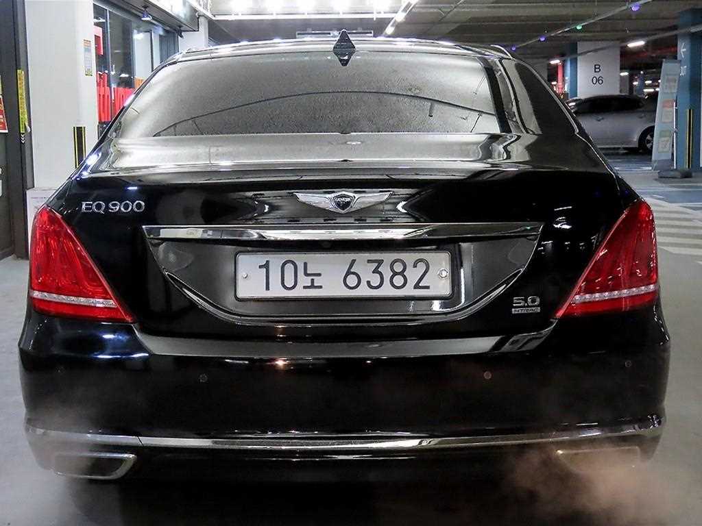 Genesis EQ900 - Vista 5