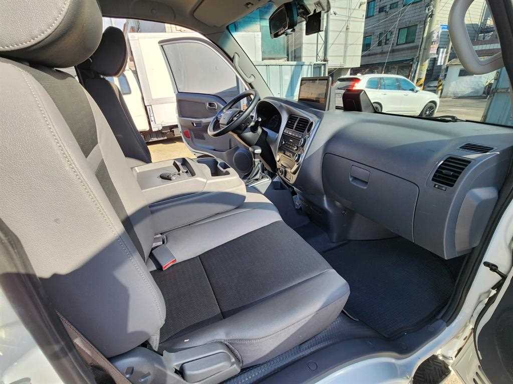 Small Truck Normal Box(High Deck) 2025 Blanco - Importación desde Corea - HF Imports Iquique - Foto 19