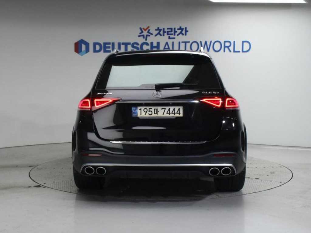 Mercedes Benz GLE Class - Vista 4