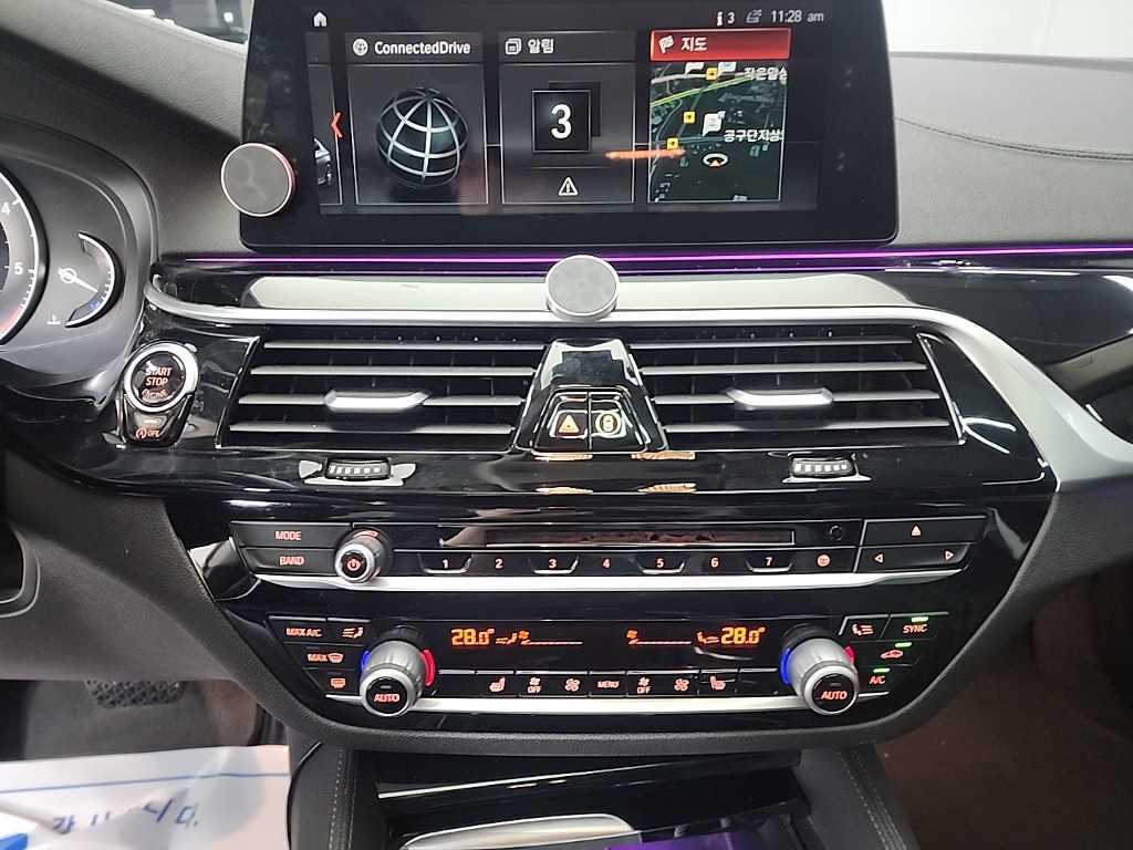 BMW 5 Series - Vista 10