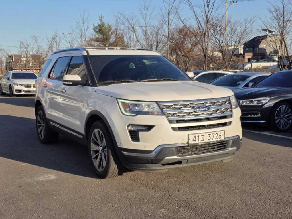Ford Explorer 2018 Blanco - Importación desde Corea - HF Imports Iquique - Foto 1