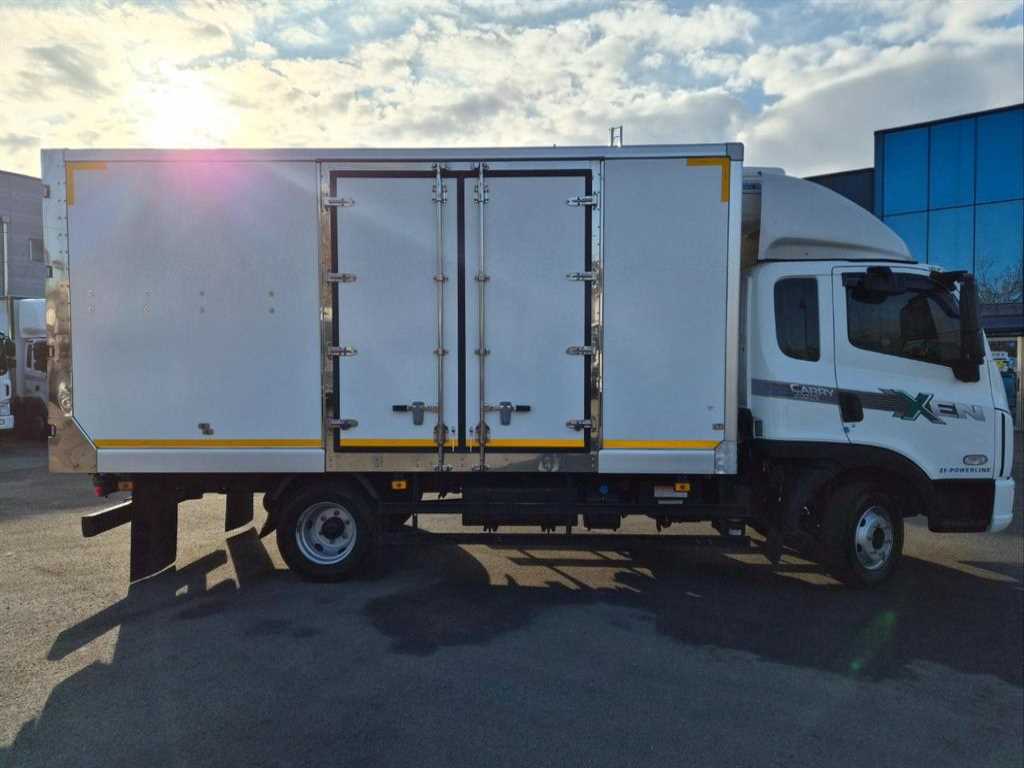 medium and large cargo truck - Vista 4