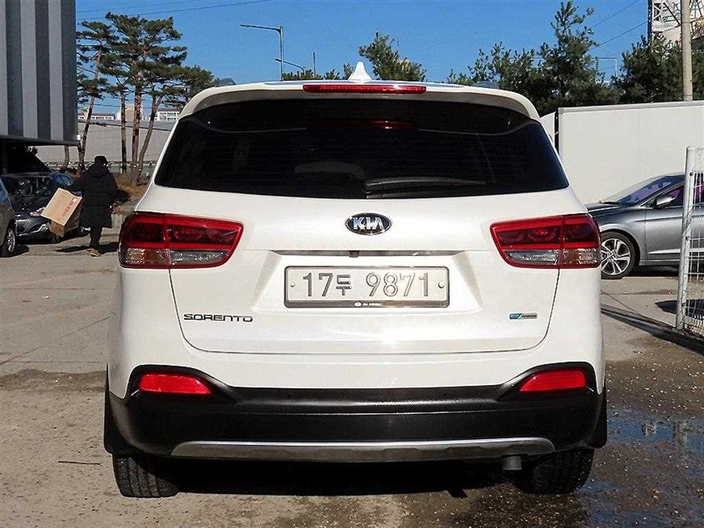 KIA Sorento - Vista 4