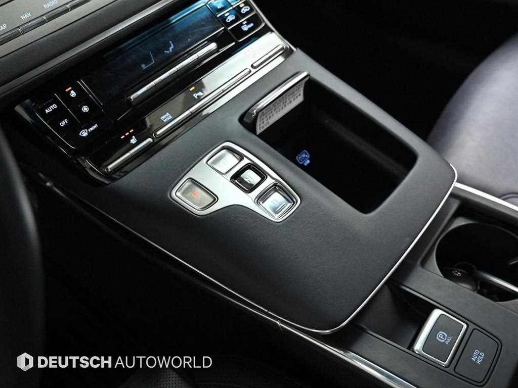 HYUNDAI Grandeur - Vista 9