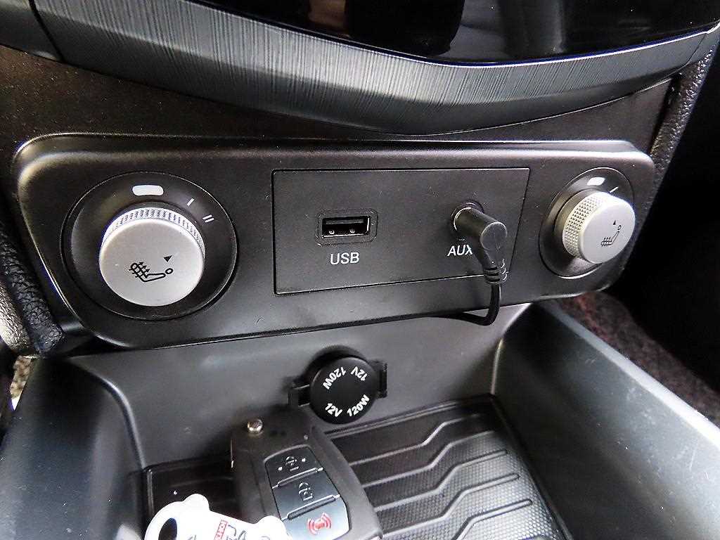 Ssangyong Tivoli 2018 Azul - Importación desde Corea - HF Imports Iquique - Foto 13