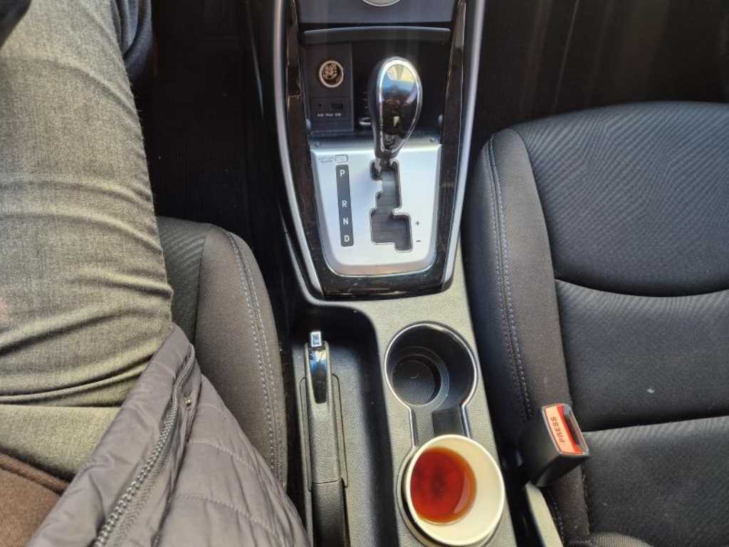 HYUNDAI Avante - Vista 8