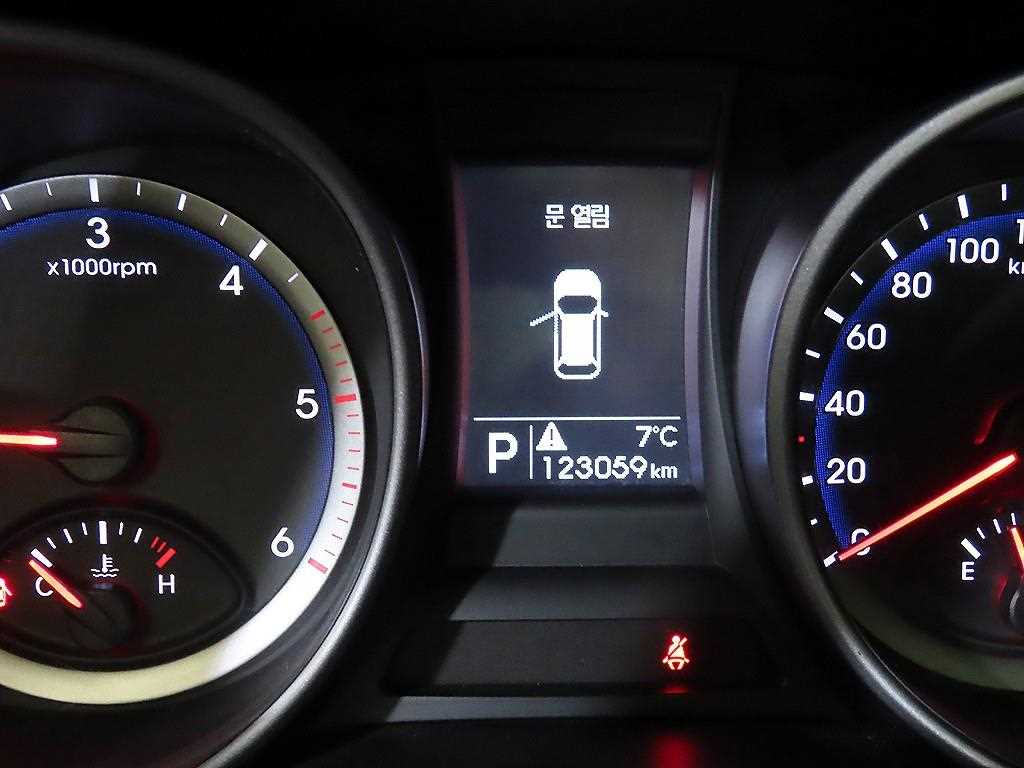 HYUNDAI Santa Fe - Vista 9