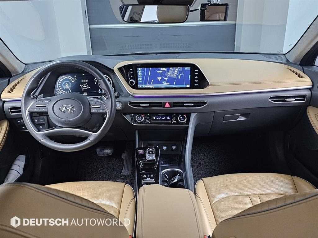 HYUNDAI Sonata - Vista 8