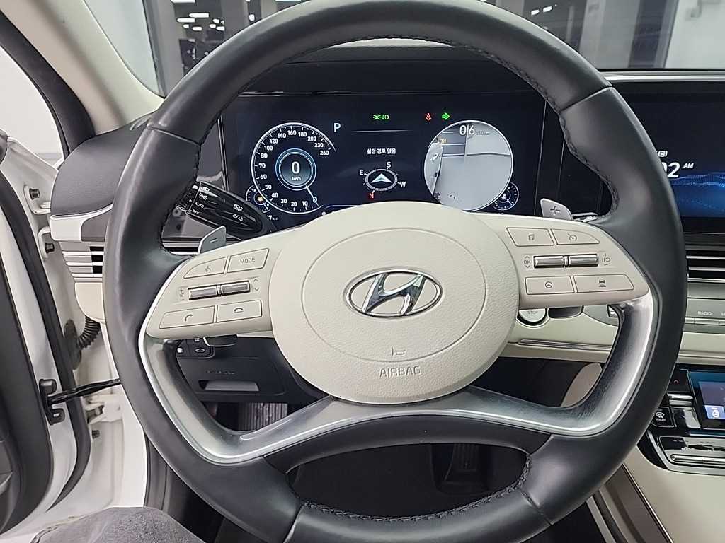 HYUNDAI Grandeur - Vista 9