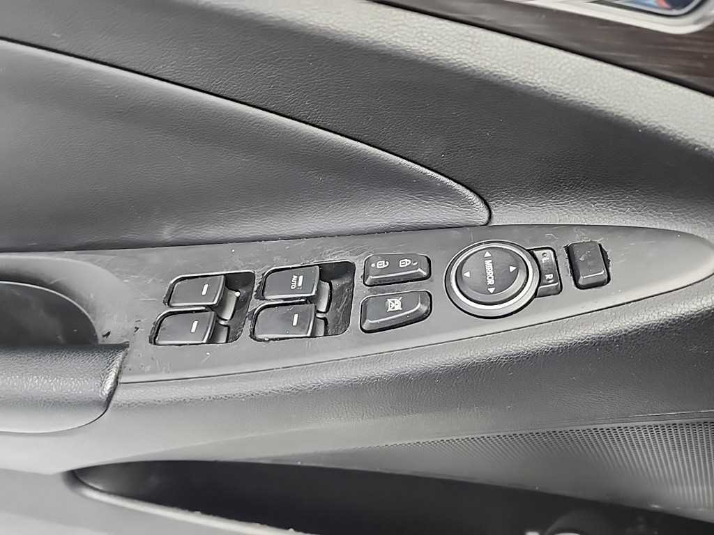 HYUNDAI Sonata 2012 Blanco - Importación desde Corea - HF Imports Iquique - Foto 16