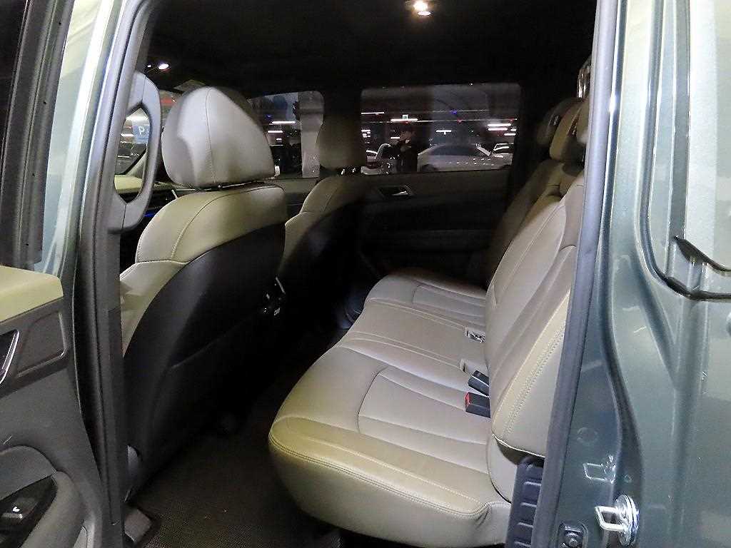 Ssangyong Rexton - Vista 7