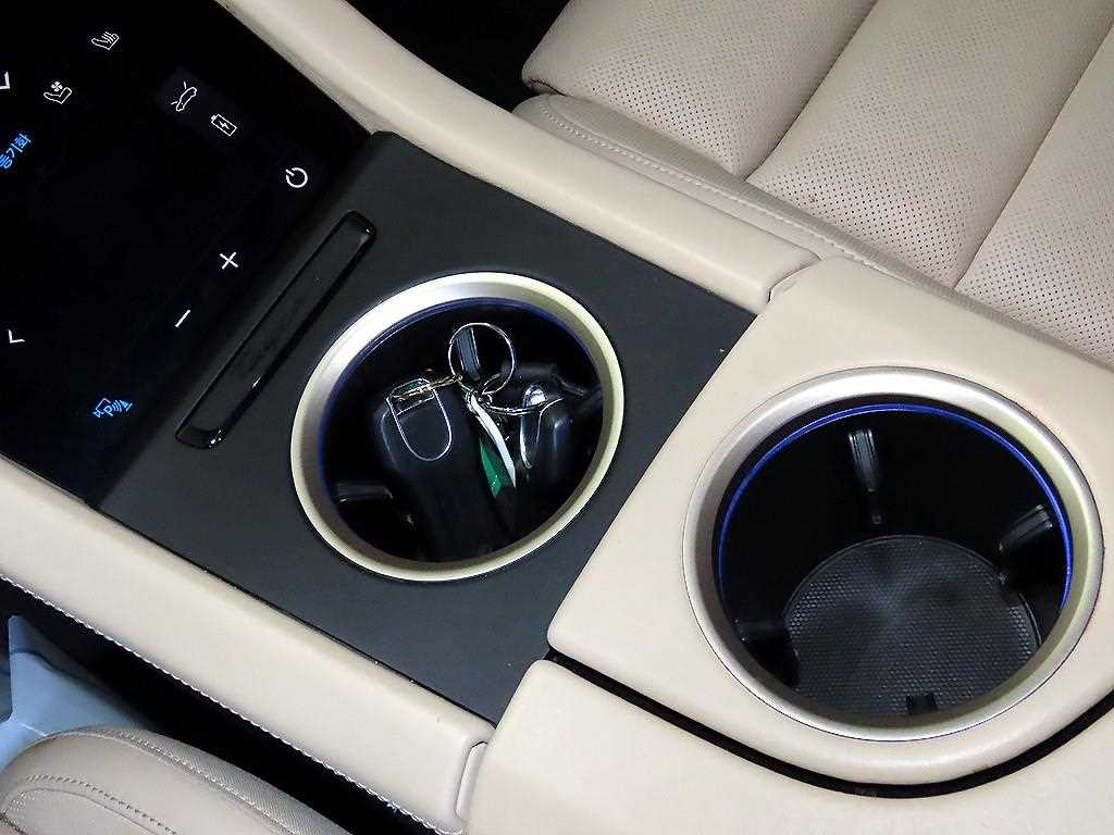 Porsche Taycan 2021 Negro - Importación desde Corea - HF Imports Iquique - Foto 13