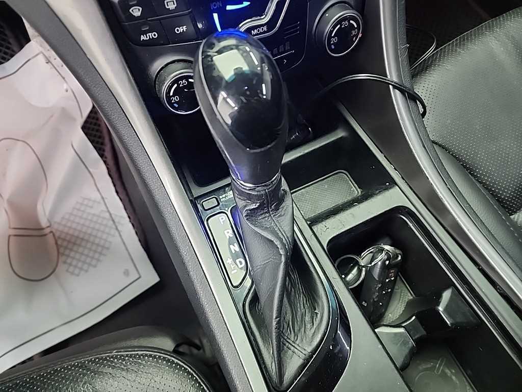 HYUNDAI Sonata - Vista 8