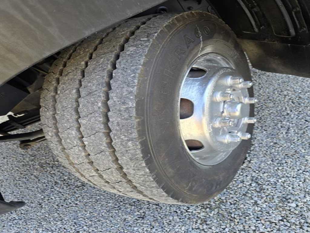 medium and large cargo apChoukJingae - Vista 12