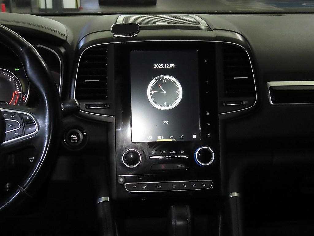 SAMSUNG QM6 - Vista 11