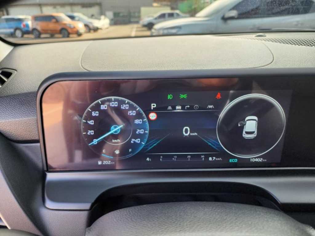 KIA Seltos - Vista 8