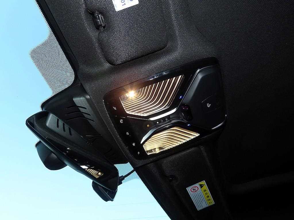 BMW 8 Series 2020 skyblue - Importación desde Corea - HF Imports Iquique - Foto 15