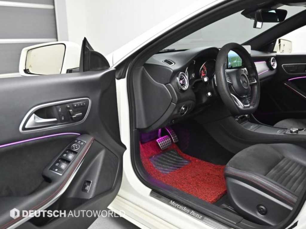 Mercedes Benz CLA Class - Vista 11
