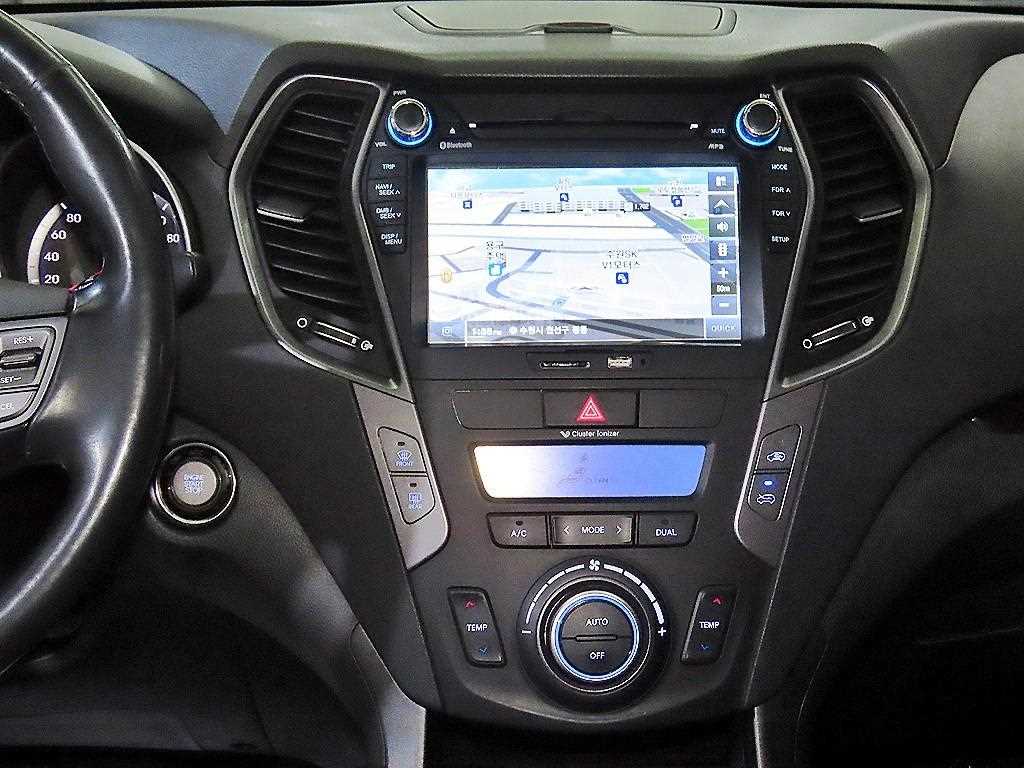 HYUNDAI Santa Fe - Vista 11