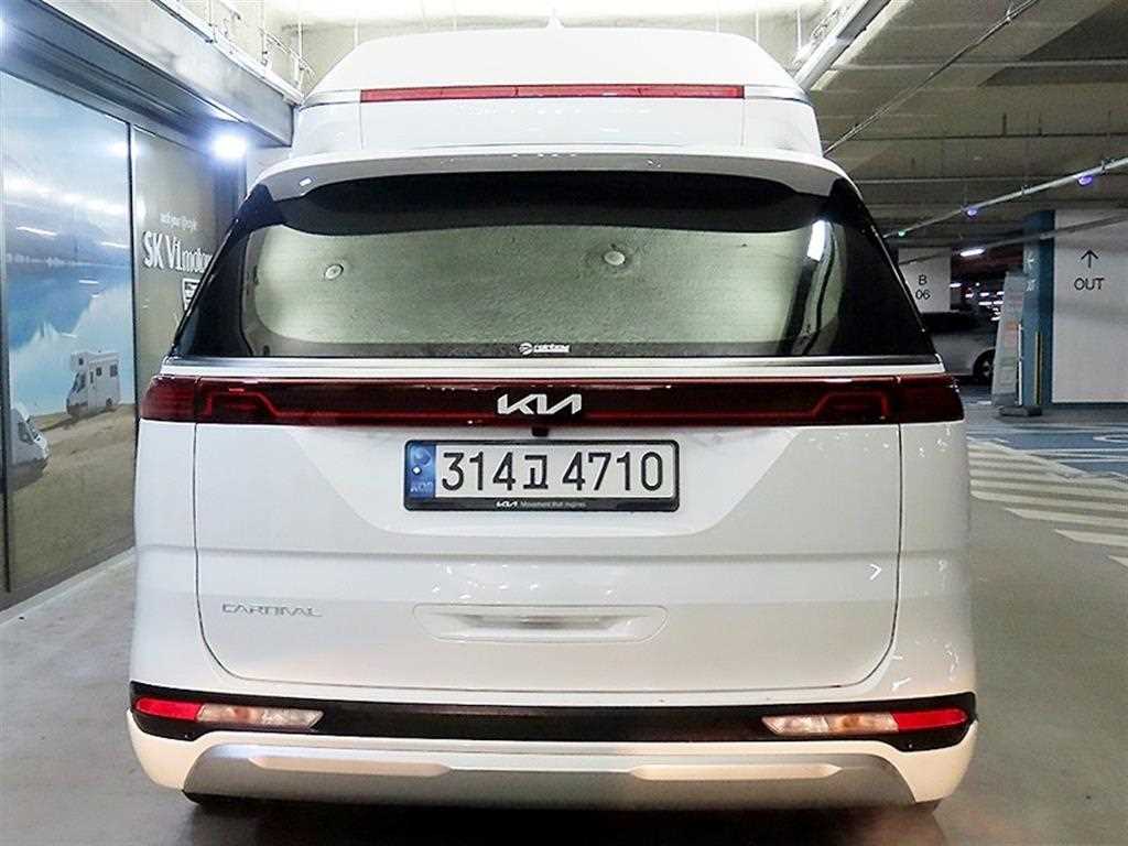 KIA Carnival - Vista 5